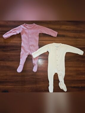 EUC Preemie Lovedbaby Pink and Cream Footies One Piece Set  Soft Cotton Snap